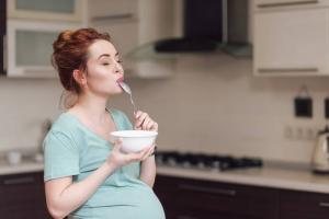 ¿Cómo no aumentar demasiado de peso durante el embarazo: 5 de valiosas recomendaciones
