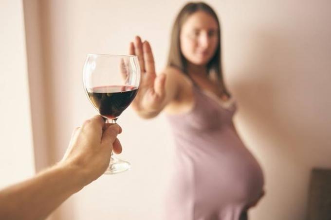 una dosis segura de alcohol durante el embarazo no es: los científicos sobre el cerebro del feto