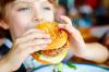 5 razones por las que la comida rápida no te hace sentir lleno