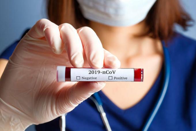 Infeccionista predijo la incidencia máxima de coronavirus en Ucrania