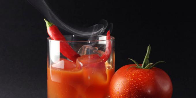 El jugo de tomate - jugo de tomate