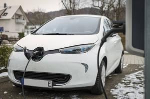 En Ucrania, un gran cambio está llegando sobre los coches eléctricos, nuevas reglas y leyes