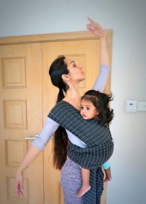 Danza de la bailarina embarazada convirtió en un éxito de Internet: el arte dulce