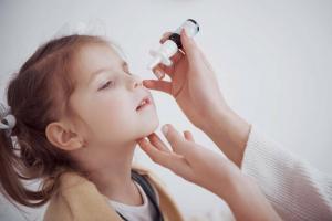 Inmunidad artificial: ¿se debe administrar interferón a los niños?